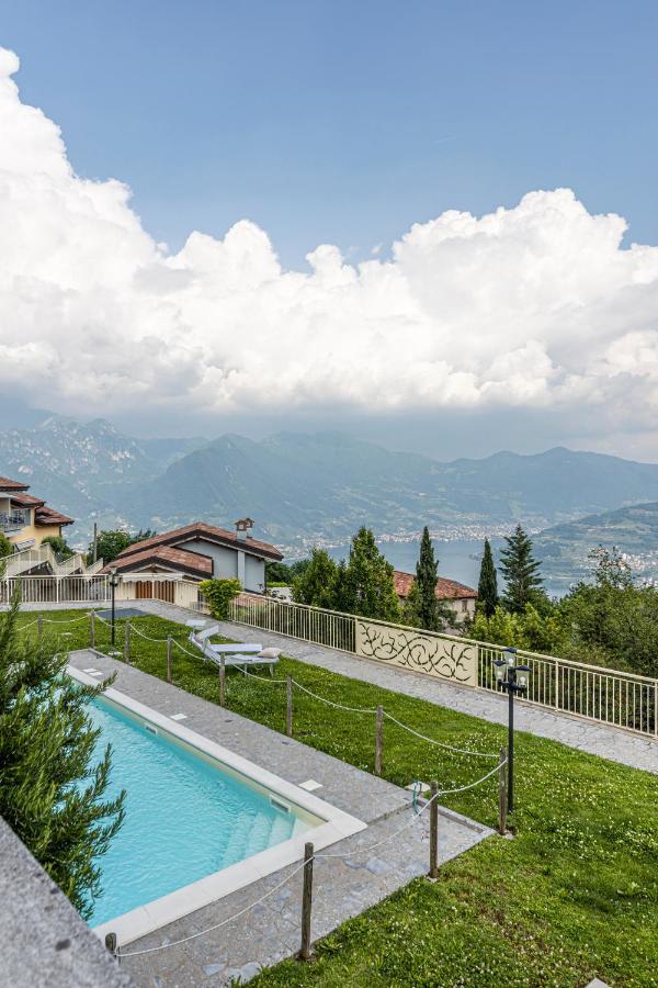 La Dolce Vita - Vista Lago E Piscina Parzanica Exterior photo